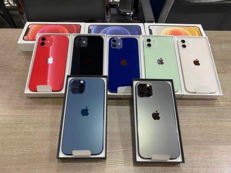 iPhone 16, 520eur, iPhone 15, 400eur, iPhone 14, 340eur