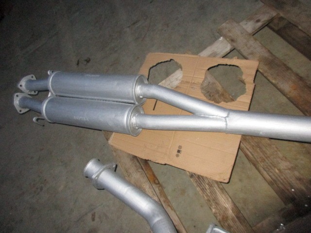 Exhaust for Lancia Thema 8.32