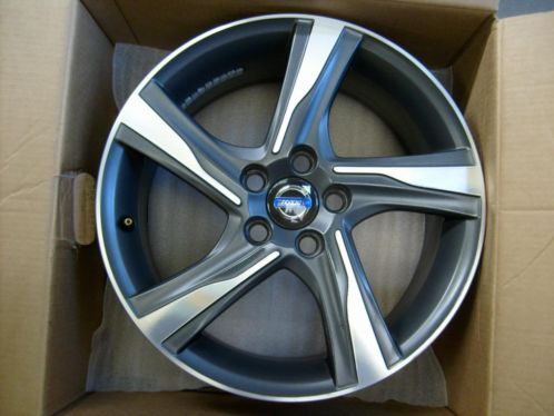 034IXION034 velg Volvo V40(2013-2014) 7x17039039