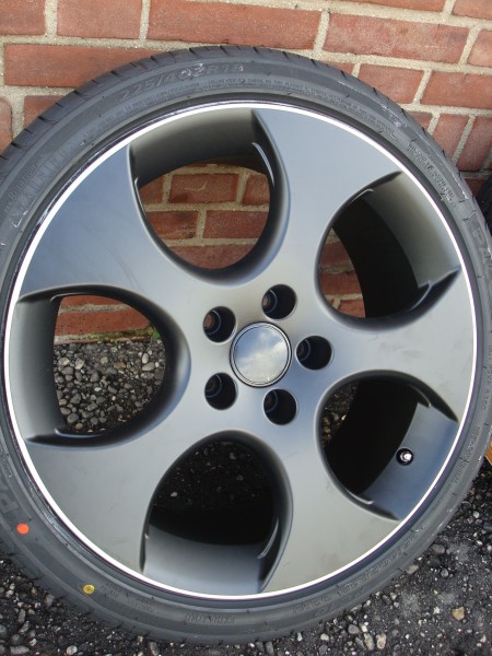 18'' Inch GTI Black Velgen en Banden Steek 5x112