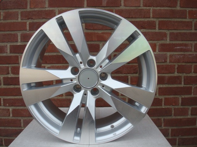 18'' inch Avantgarde Edition Velgen Steek 5x112