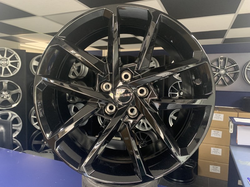 NIEUWE set 18 inch 5x112 Borbet aluminium velgen VW Audi MB Skoda Seat