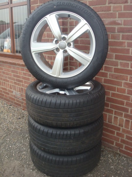 20 Inch Audi E-tron S-Line Velgenset Steek 5x112