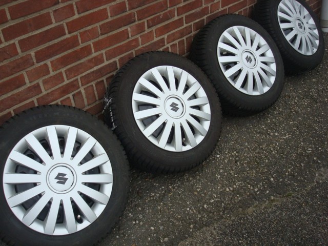 15'' inch Stalen Velgen en Banden Steek 4x100