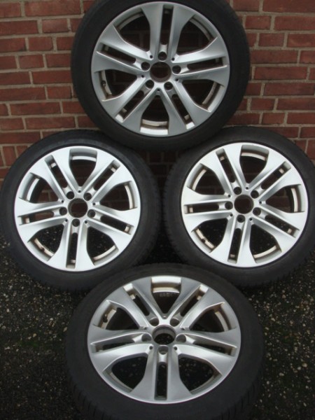 17'' Orignele Avantgarde W 212 Velgen en Banden Steek 5x112