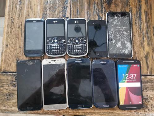 10 smartphones als partij te koop (4x samsung, 1x motorola)