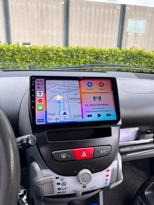 107  C1  AYGO - DRAADLOOS CARPLAY NIEUW - INBOUW - CAMERA