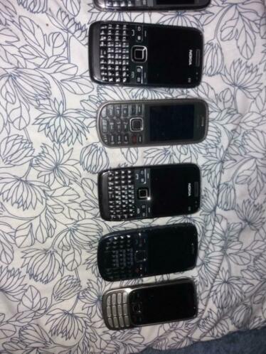 12 x nokia