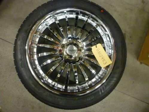 12453 Nieuwe 19 inch velgen en banden Nissan Honda enz