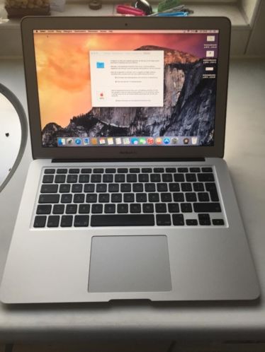 13034 macbook air mid 2011 I5 1,7ghz4gb 128 gb flash