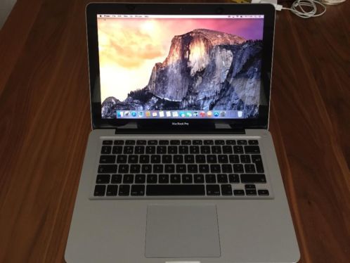 13034 MacBook Pro zgan, 2,3 Core i5, 320 GB HD, 4GB 