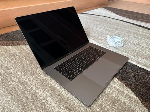15-inch MacBook Pro 2.9GHz i9 32GB 1TB SSD (top model 2018)