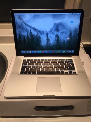 15 inch macbook pro mid 2012 met doos en 400 gb SSD