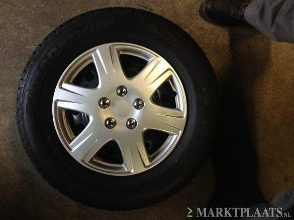 15 inch winterbanden met velgen voor Hyundai Trajet