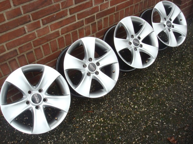 16 Inch Bonito Velgen Steek 5x114,3 5x115