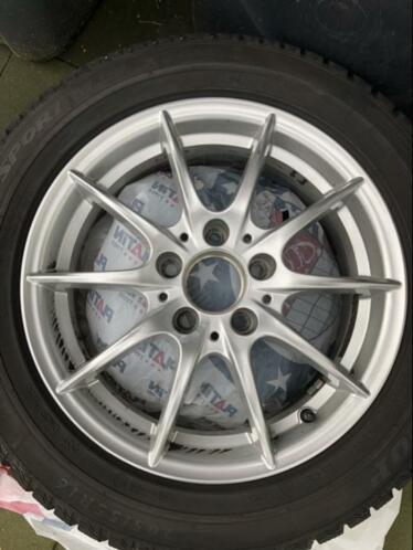 16 inch velgen met winterbanden 