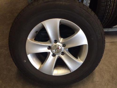 16INCH Hyundai IX35 met 2157016 LASSA 400,- winter