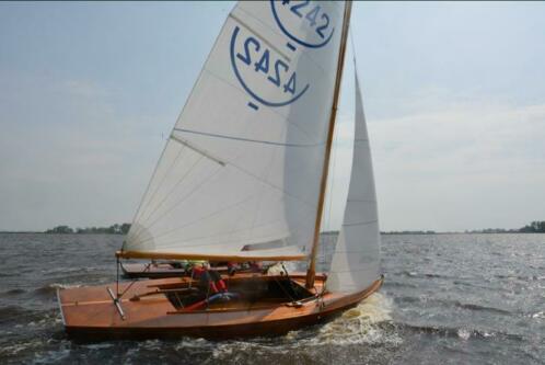 16m2 BMer Zeilboot nr 4242 wedstrijd klaar ook als tourboot