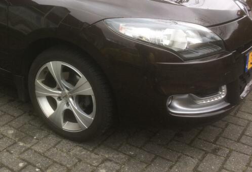 17 inch Winterbanden op lichtmetalen velgen Renault Megane 3