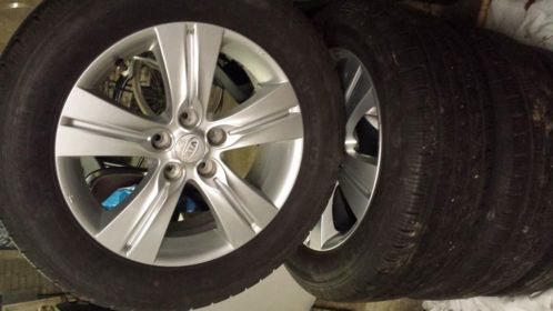 17inch Kia Sportage Lichtmetalen Winterbanden Set 6-8mm