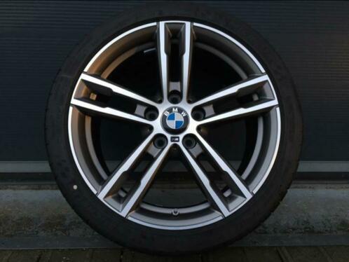 18 inch BMW 1-serie breedset 719M F20 -origineel- velgen