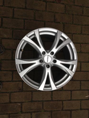 18 inch Mitsubishi Outlander PHEV velgen