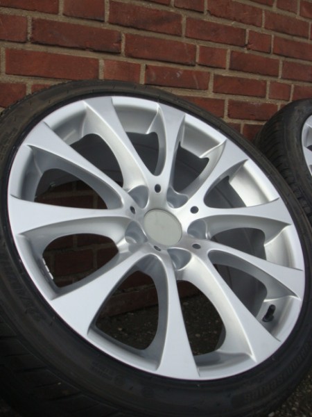 18 inch BMW Velgen en Banden Steek 5x120
