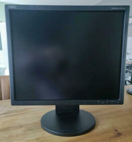 19 inch monitor NEC multisync EA191m