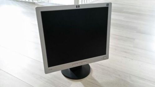 19039039 HP Monitor (2 beschikbaar)