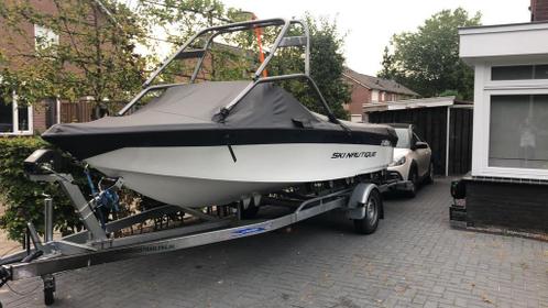 1999 Ski Nautique 196