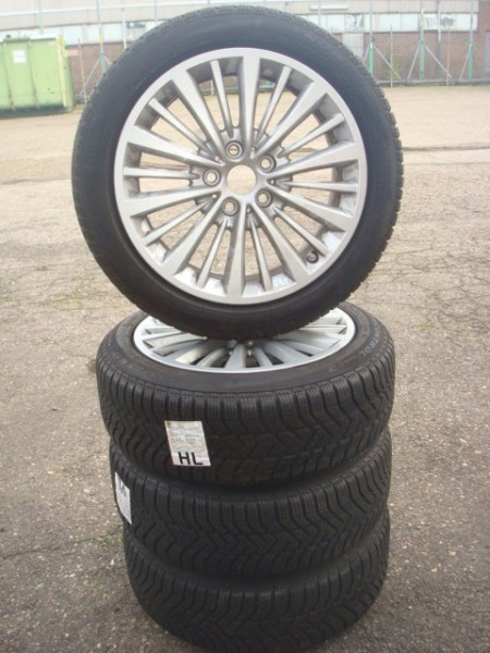 15"Hockenheim Peugeot Velgen en Banden Steek 4x108