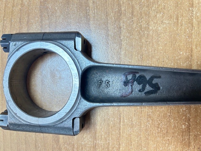 Connecting rods for Ferrari engines