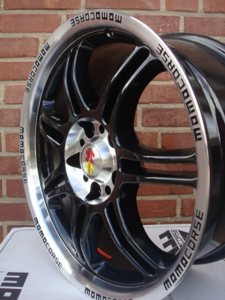 17'' Inch Momo Corse Black 5x112 7,5J ET35 Naaf 72,3