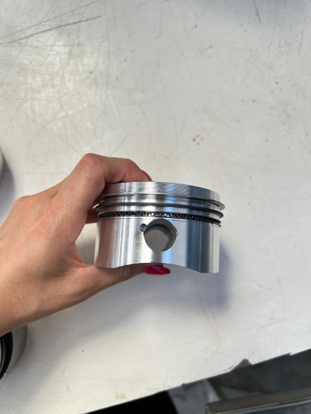 Pistons for Ferrari 275