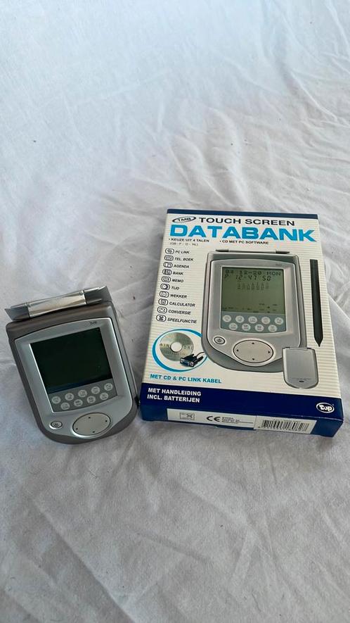1Mb Databank touch screen