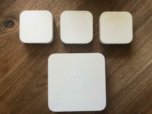 1x AirPort Extreme amp 3x Airport Express