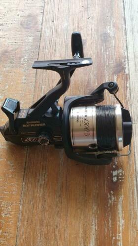 1x shimano 4500b Baitrunner Nieuwstaat 