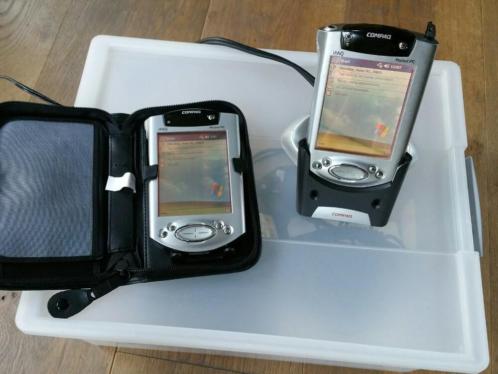 2 Compaq PDA039s