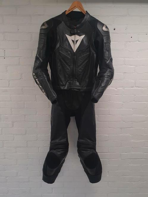 2 delig, leren dainese motor pak.