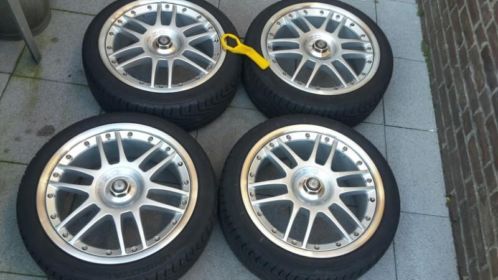 2-delige OZ F1 set 18034 5x112  5x120