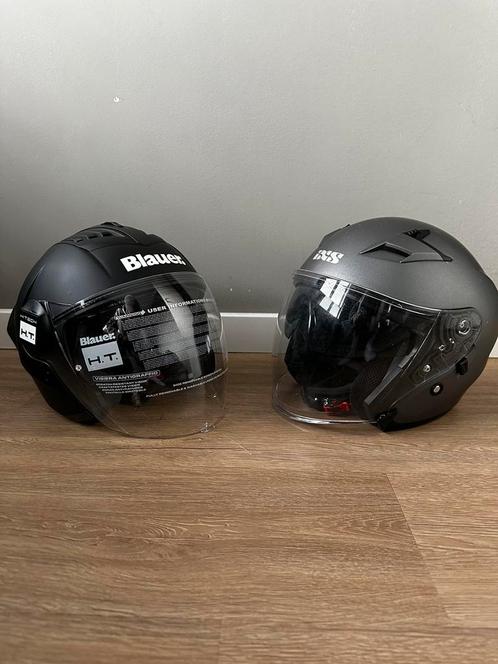 2 helmen voor scootermotor
