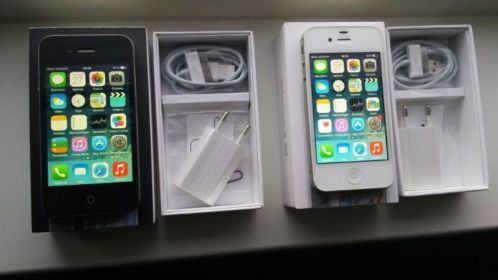 2 iPhones  iPhone 4S  iPhone 4, incl. dozen en opladers