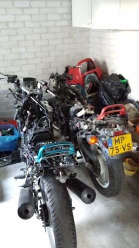 2 Kawasaki EX500039s voor de sleutelaars en extra blok 