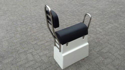 2 kleine jockeyseats