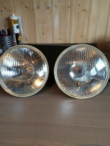 2 koplampen H4 Porsche 912 en 911