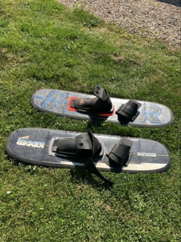 2 mini wakeboards
