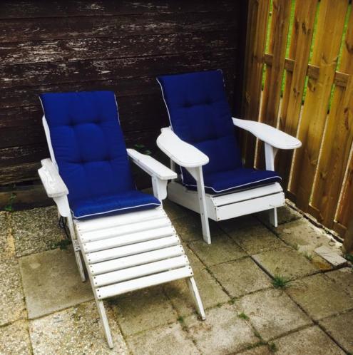 2 mooie, witte Beach Chairs met luxe Hartman kussens