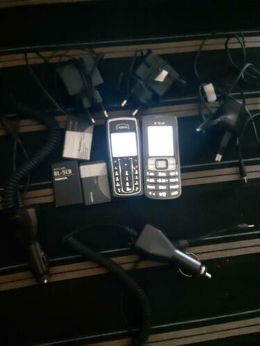 2 Nokia telefoons ( 6230 amp 3109C )