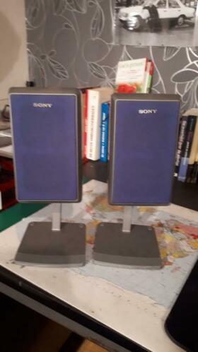 2 Sony speakers met voet sss33d