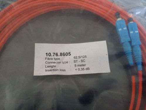 2 stuks Fibre ST-SC kabel 62,5125 van 5 meter 